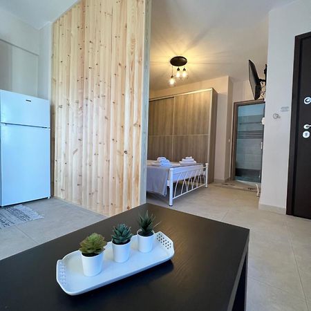 Phil'S Apartments Lefkada City Luaran gambar