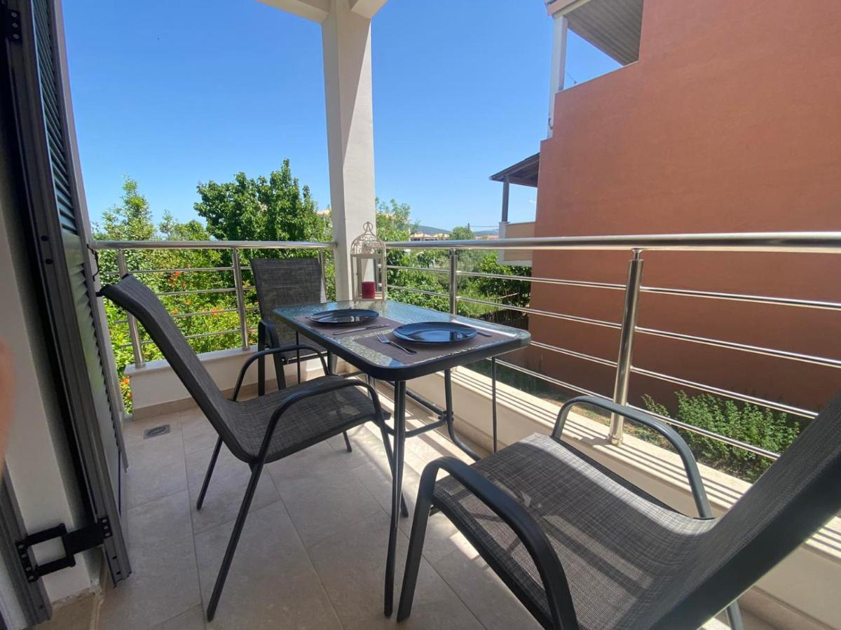 Phil'S Apartments Lefkada City Luaran gambar