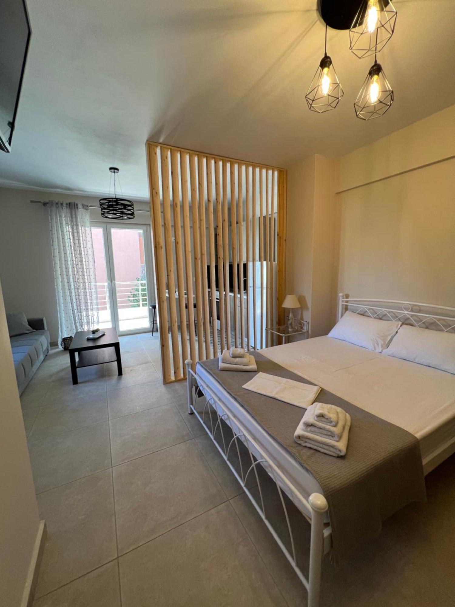 Phil'S Apartments Lefkada City Luaran gambar
