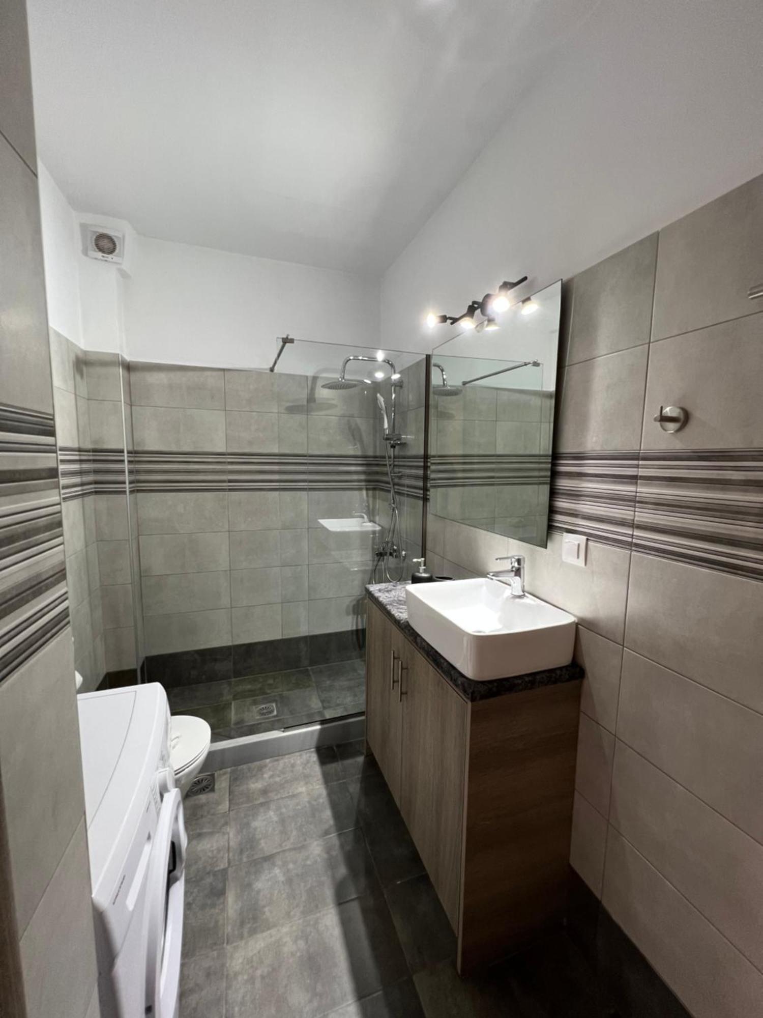Phil'S Apartments Lefkada City Luaran gambar